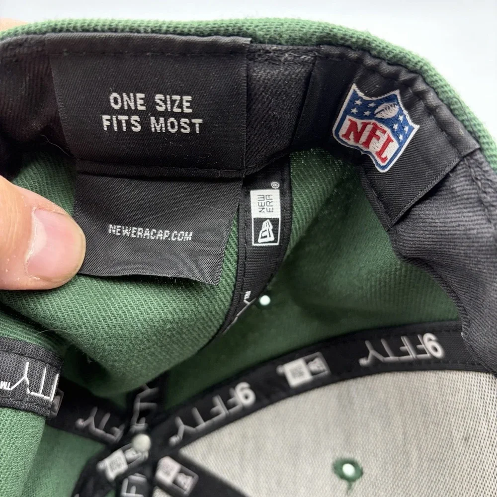 New Era  Green Bay Packers Snapback Adjustable Hat Cap Reverse Green/Grey 9Fifty